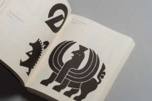 Soviet logos: lost marks of the Utopia knyga minkštu viršeliu KOPA spaustuvė